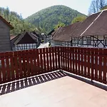 Am Fluss Mit Traumhafter Dachterrasse ,garten Und Grill Feriehus