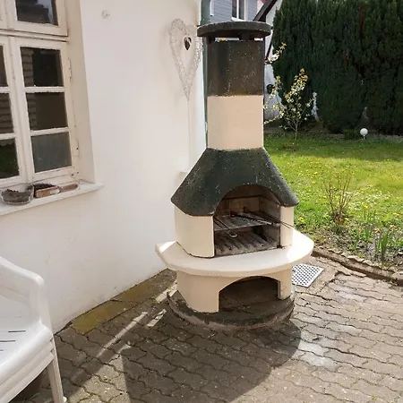 Am Fluss Mit Traumhafter Dachterrasse ,garten Und Grill *